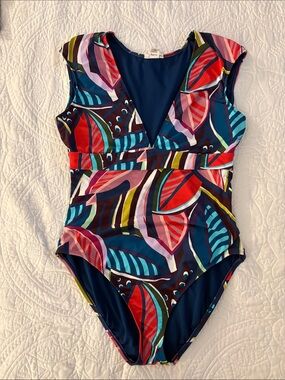 Colorful Leaf-Print One-Piece Swimsuit